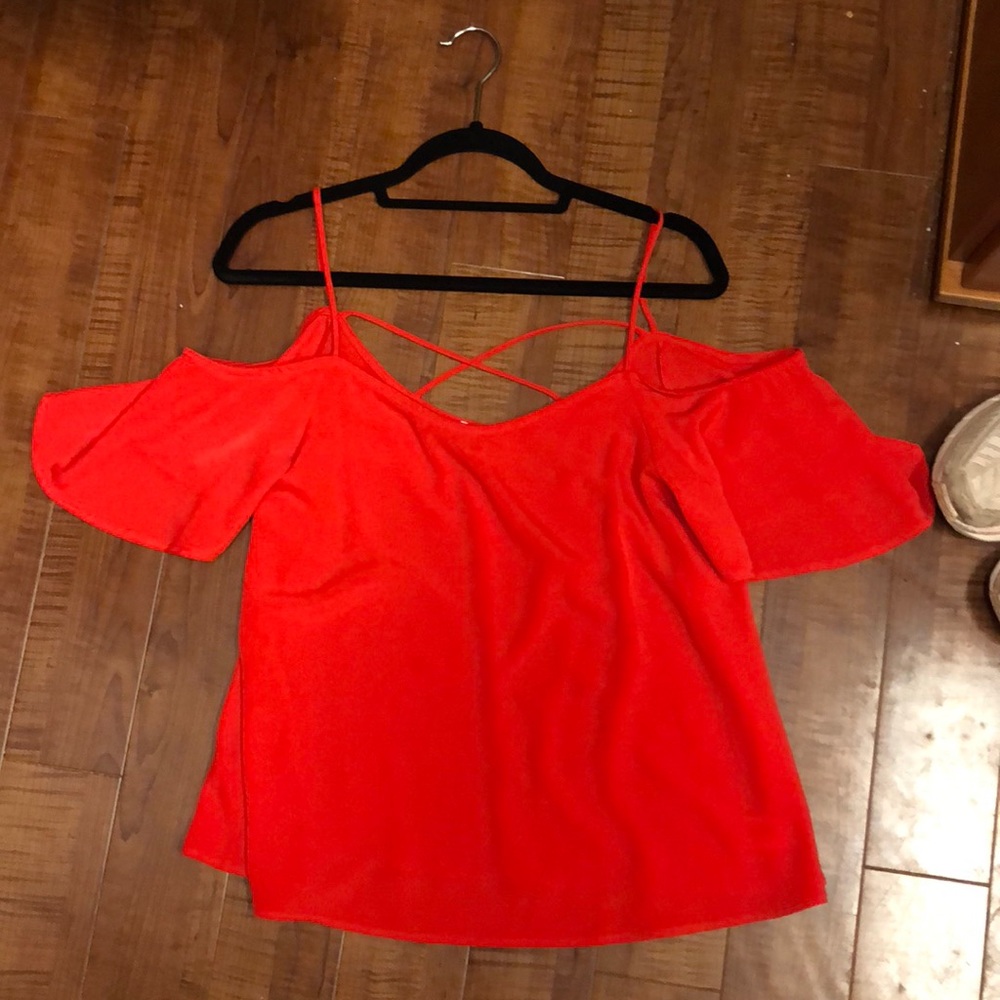 Red Cold shoulder tank top